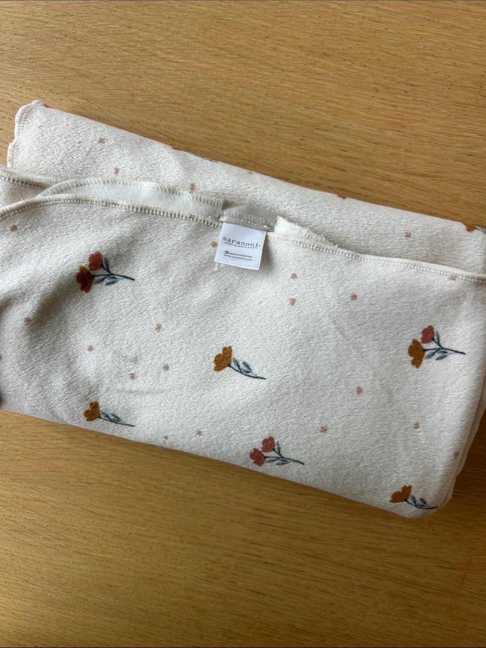 Saranoni stretchy swaddle